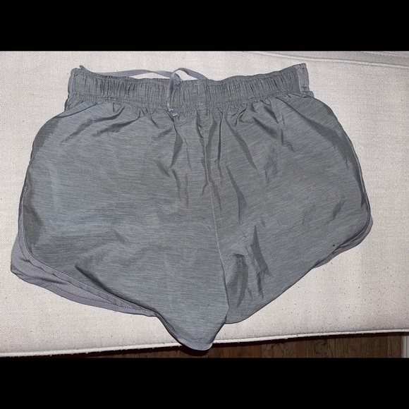 nike shorts!! - Picture 3 of 3